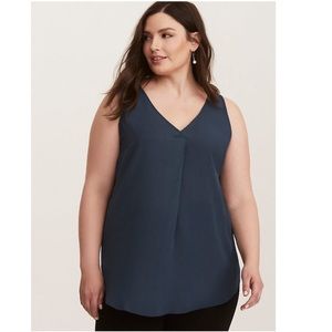 🆕 Torrid Georgette pleated tank